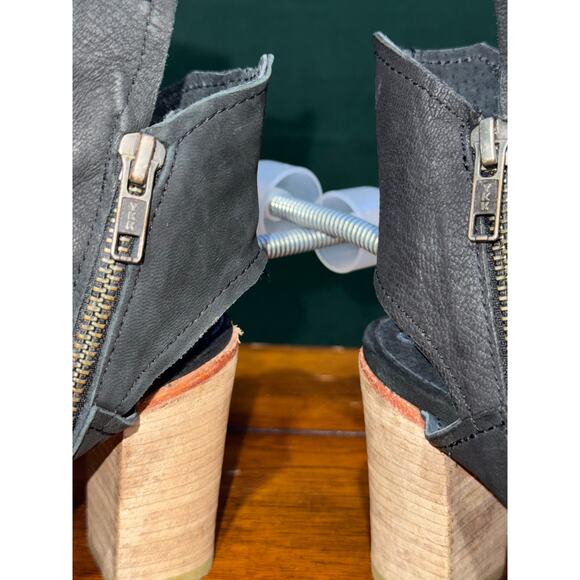 Free People Effie Black Leather Peep Toe Heel Booties size 38 euro - Picture 4 of 9